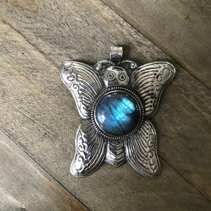Butterfly pendant set with labradorite, handcrafted, Nepalese, Tibetan repousse silver, flash labradorite, 76X67 mm