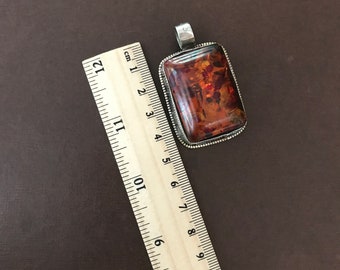 樹脂ペンダント、手作り、ネパール、チベット産レプスシルバー、52 x