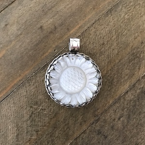 Mother of pearl sunflower pendant, handcrafted, Nepalese, Tibetan repousse silver, Himalayan, 44X36 mm