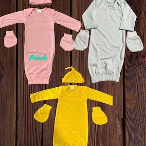 Conjunto gorro y bata bebé sublimación con manoplas a juego en blanco recién nacido 100% poliéster
