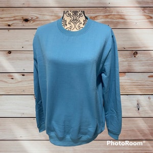Adult 100% polyester sweatshirt gray heather soft feel sweater crewneck blank