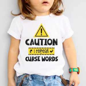 Design SVG para crianças, Cuidado, repito palavrões SVG, Camiseta infantil SVG, Camiseta infantil SVG, Designs SVG engraçados, Ditados infantis SVG, Criança SVG, Criança SVG
