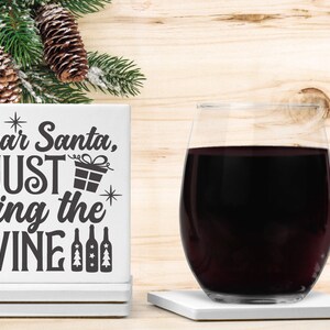 Julunderlägg Svg Bundle, Roliga Vinunderlägg, Underlägg Svg, Drickscitat, Dryck Svg, Cricut Underlägg Svg, Juldrinkordspråk bild 5