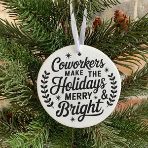 Mitarbeiter Ornament SVG, Büro Geschenk Weihnachten Ornament SVG, Arbeit Freunde Ornament svg, Arbeit Besties Weihnachten, Kollege Urlaub Geschenk svg