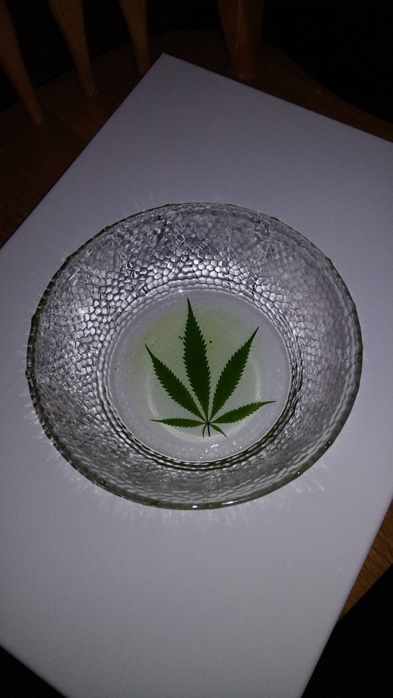 Upcycled cereal bowls w dried marijuana leaf covered by epoxy Etsy