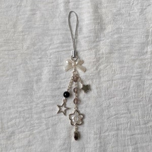 Handmade 3 piece dangly star phone charm, white bow phone charm, cute acubi keychain, y2k mobile phone beaded accessory, gifts for her