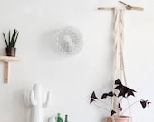 Woodland twist - Macrame wall hanging / / plant holder