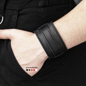 Brazalete ancho de cuero cosido para hombre o mujer, para muñecas de 14 a 23 cm (5,5 a 9 pulgadas), 6240st
