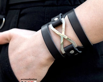 Pulsera ancha de cuero para hombre o mujer para muñecas de 5,9 a 7,1 pulgadas (15-18 cm) 3036