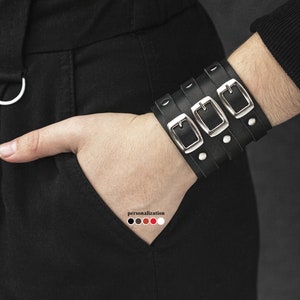 Wide leather wristbands / Leather wrist cuff / Triple strap leather cuff / Mens leather bracelet with buckles / Leather Jewellery 4008