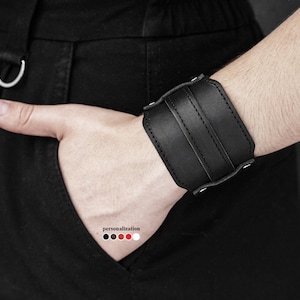 wide Leather wrist cuff bracelet for men or women, 6335st