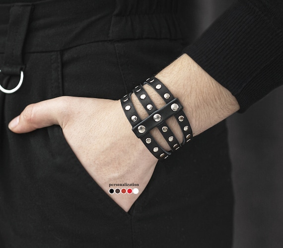LEATHER STUD BRACELET MINI BLACK W/ SILVER LEATHER STUD BRACELET MINI BLACK W/ SILVER