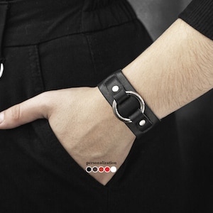 Svart o-ring smal manschett läderarmband för män eller kvinnor, 6521