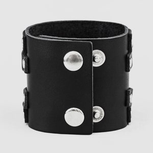 Large bracelet manchette en cuir avec araignée, bracelet manchette large en cuir noir pour homme ou femme, protège-bras en cuir, 3290 image 6