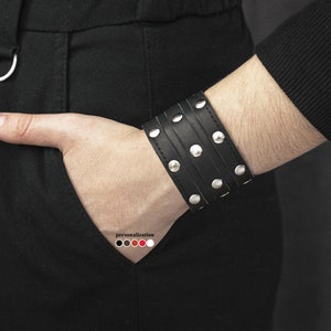 Stud leather cuff bracelet wristband for woman or man, 4606st