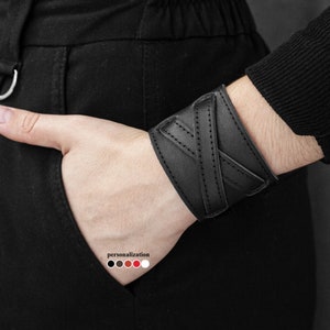Aviator Leather wrist cuff bracelet for men or  women, wide Leather wristband, 6405st