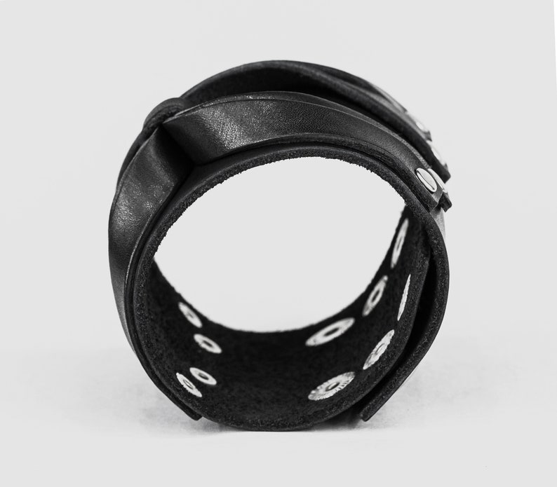 Large bracelet manchette en cuir avec araignée, bracelet manchette large en cuir noir pour homme ou femme, protège-bras en cuir, 3290 image 3