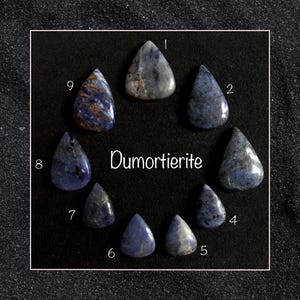 Larme de dumortiérite / Cabochon poire