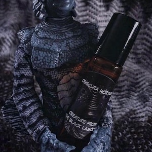 Gill-Man Perfume: Aquatic Green Tea, Honeysuckle Scent (10ml Roller)