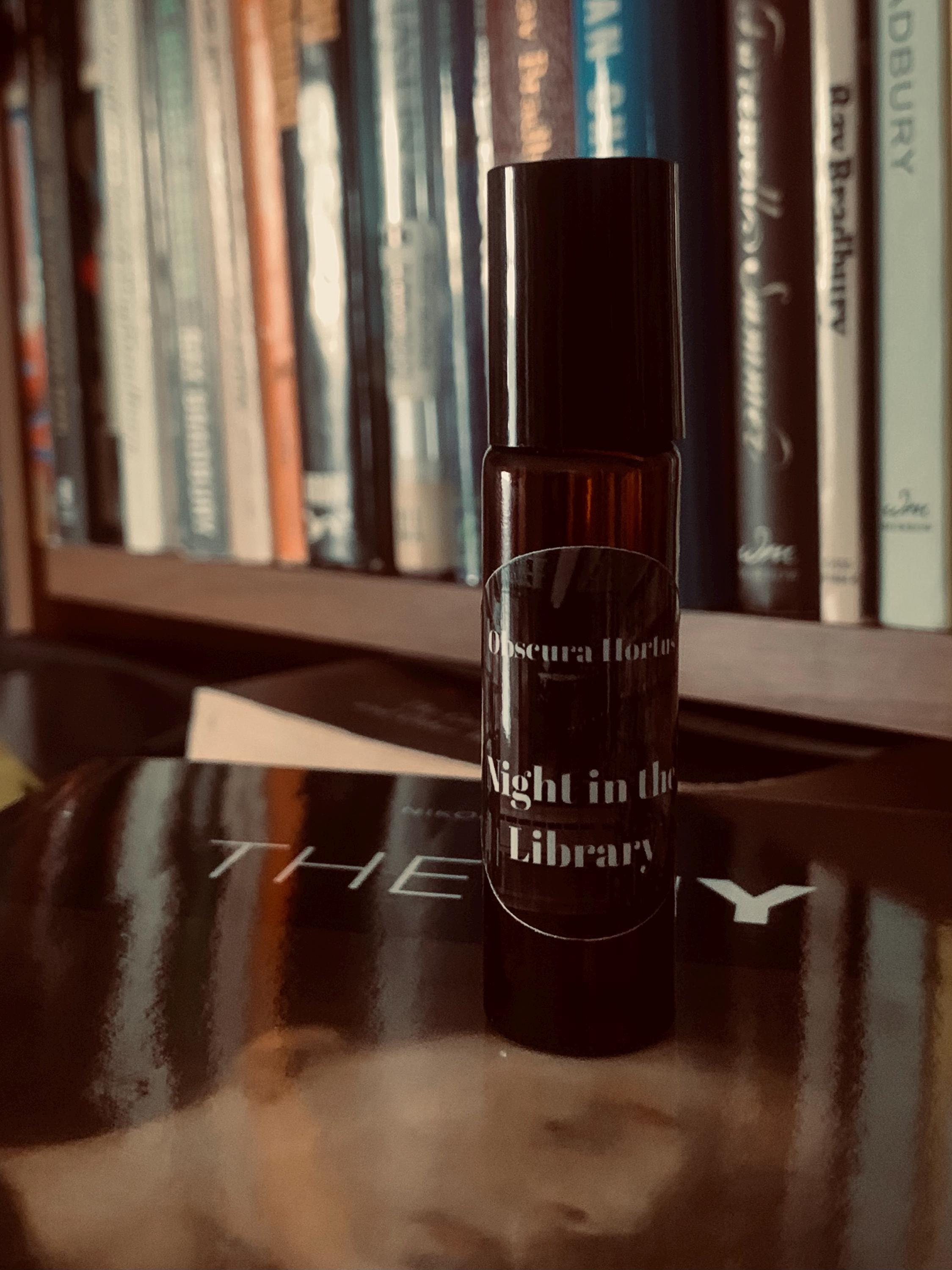 Library Perfume Oil: Suede, Jasmine & Cedarwood - Bookish Scent - Etsy