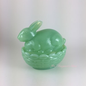 Mosser Glass Jadeite Bunny Rabbit On Basket