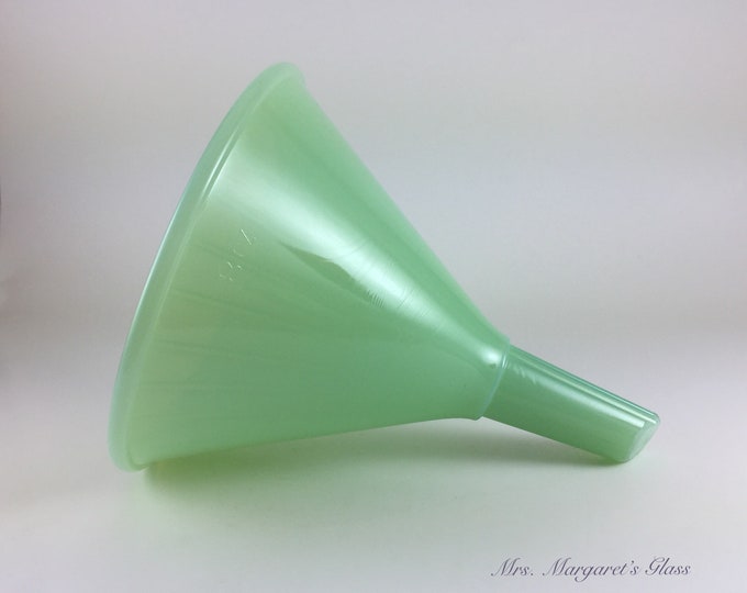 Mosser Glass 4 Ounce Jadeite Funnel