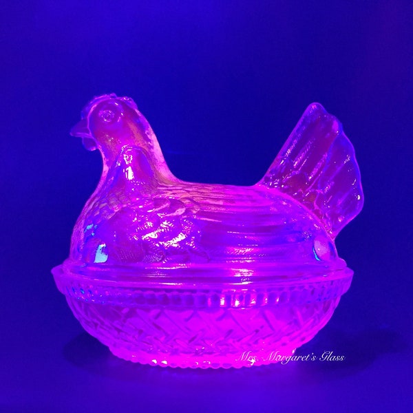 Wilkerson Glass Stardust Blue Hen On Nest Chicken UV Pink Glow