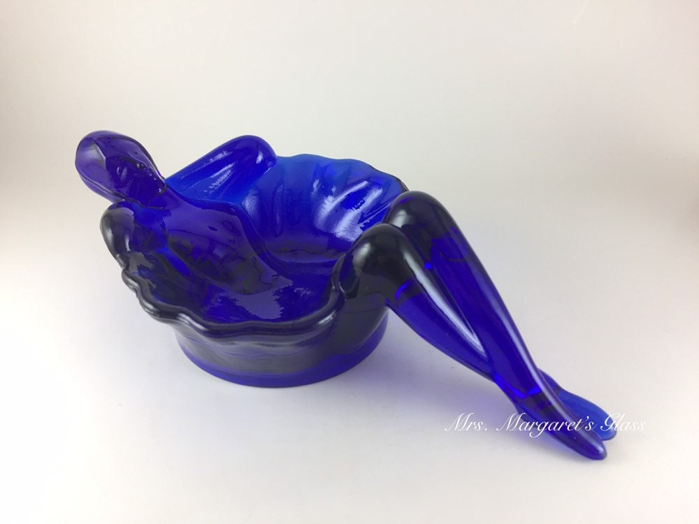 Mosser Glass Cobalt Blue Bathing Beauty Soap/ Trinket Dish