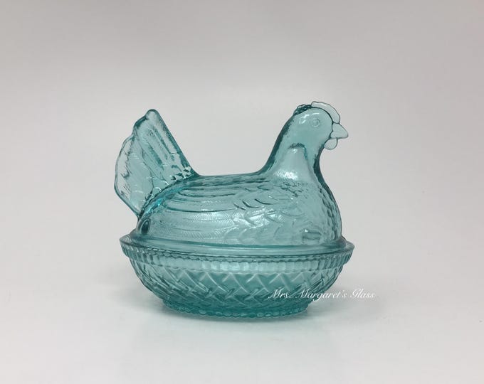 Wilkerson Glass Teal Blue UV Pink Glow Chicken Hen On Nest