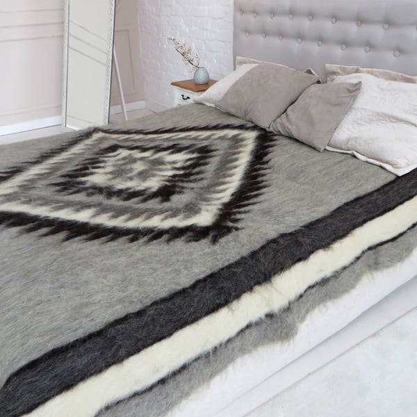 Scandinavian Wool Blanket Queen Size Bed Cover Gray Wool Blanket Fleece Blanket Wool Blanket King Woven Blanket Gift For Mom Wool Coverlet