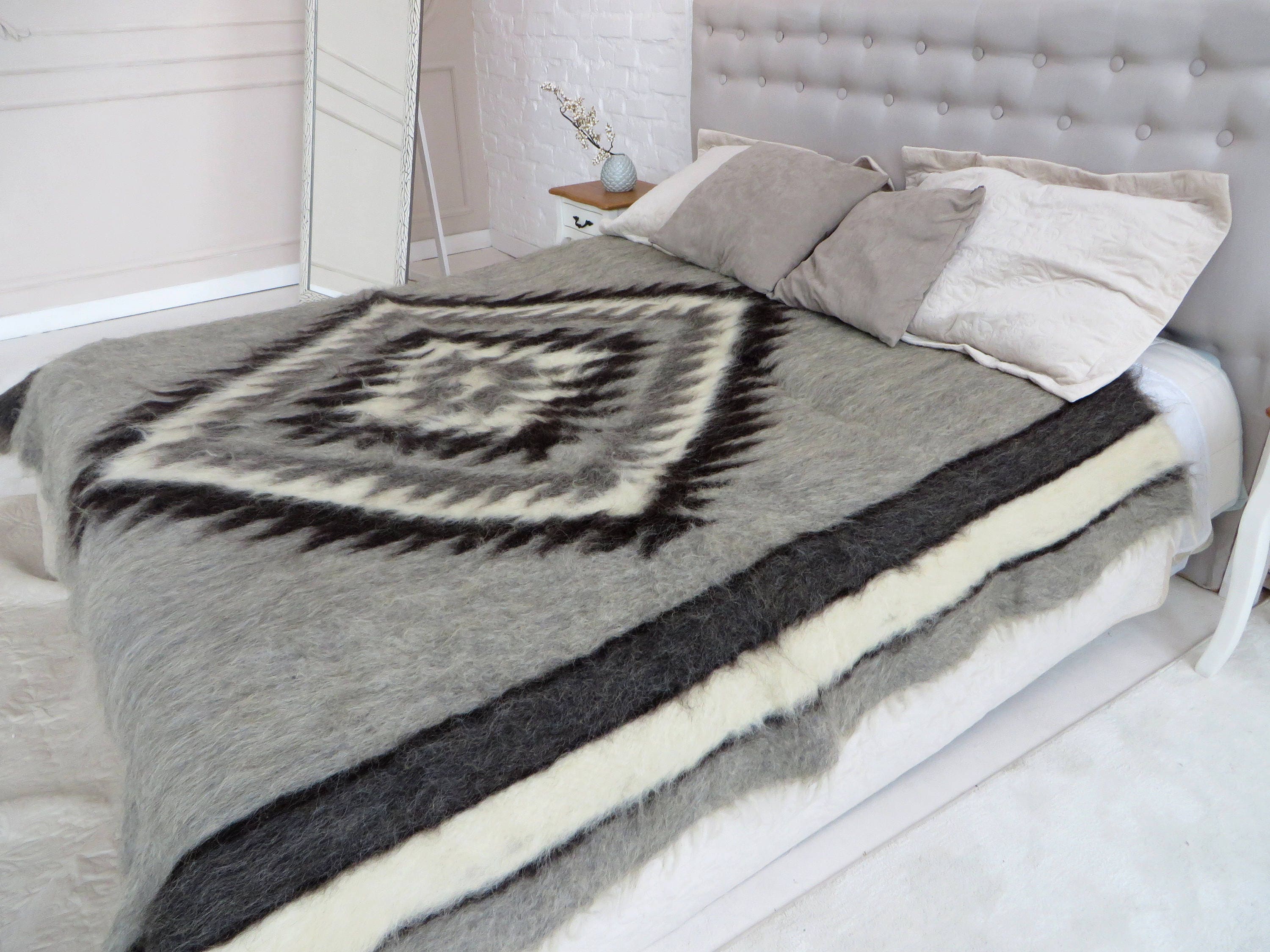 Scandinavian Wool Blanket Queen Size Bed Cover Gray 50
