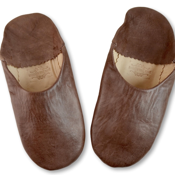 HERREN-Babouche-Hausschuhe aus marokkanischem Leder, handgefertigt aus natürlich gegerbtem Leder, Slip-Ons, Mules, Slides, Braun.