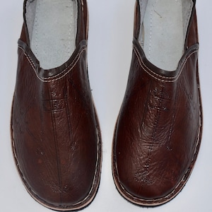 Herren Damen marokkanische Babouche Hausschuhe Schuhe, handgefertigt aus braunem Leder, Pantoletten, handgefärbt, Bio