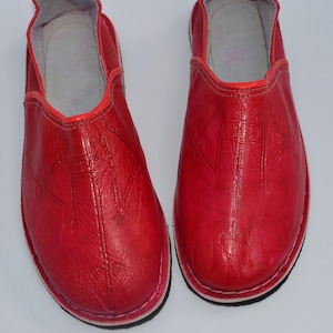 Moroccan Babouche Slippers Shoes, Handmade in Red Leather,  Mules, Mens Womens, Hard soles **US DUTY PAID**