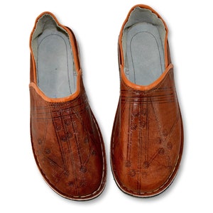 What is the history of Babouche shoes?