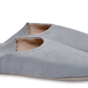 Moroccan Suede Pointed Babouche Slippers, Womens Babouche, Sheepskin Slippers, Organic Suede, Hand Dyed, Mules, Light Pearl Grey image 4