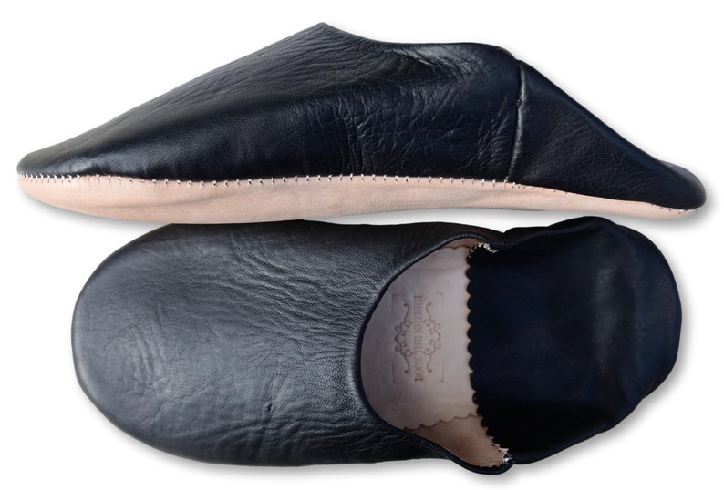 Mens Moroccan Leather Babouche Slippers, Handmade Slippers, Sheepskin Slippers, Mens Leather Slippers, Babouche, Mules, Hand Dyed, Organic. Black