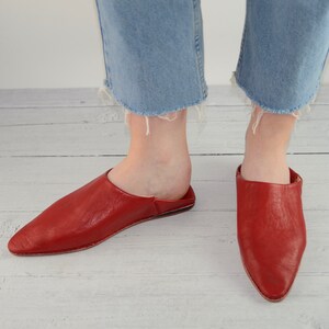 Moroccan Pointy Babouche, Leather Mules, Red Moroccan Shoes, Womens Slippers, Slides, Womens Babouche, Organic, Camel Leather, Hard Sole. image 7