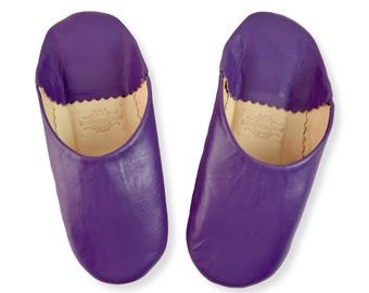Moroccan Leather Babouche Womens Slippers, Mules, Handmade from Naturally Tanned Leather in Purple Plum