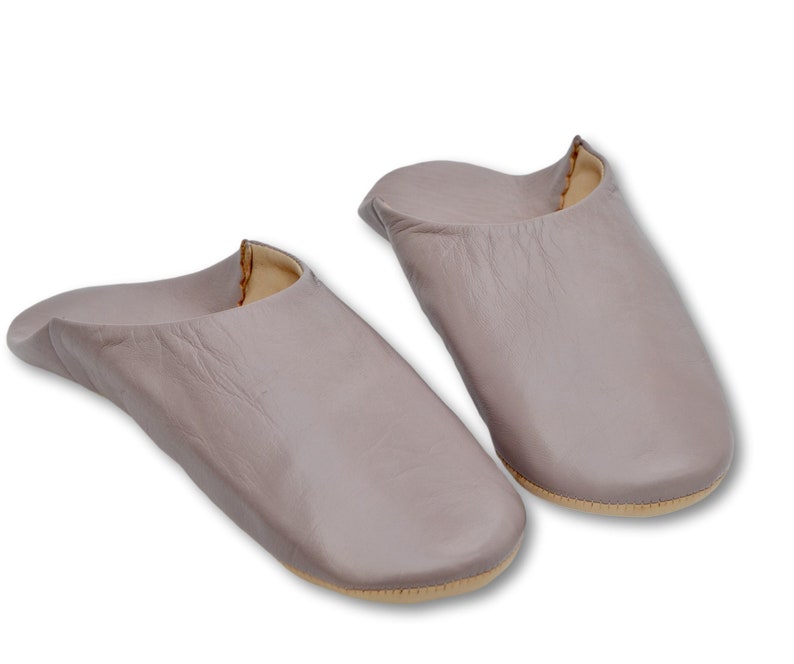 Babouche: Moroccan Leather Womens Slippers, Slip ons, Sheepskin Slippers, Mules, Handmade in Lilac image 5