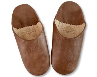 Moroccan Babouche Slippers, Brown Leather Babouche, Womens Slippers, Slip ons, Sheepskin Slippers, Mules, Handmade Organic Slippers, Brown.