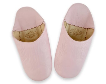 BABOUCHE: Womens Moroccan Babouche Slippers Handmade from Soft Organic Leather, Sheepskin, Mules, Slides, Pastel Pink