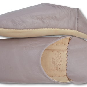 Babouche: Moroccan Leather Womens Slippers, Slip ons, Sheepskin Slippers, Mules, Handmade in Lilac image 2