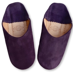 Moroccan Babouche Suede and Leather Women&#39;s Slippers, Handmade in Blackberry Purple  **US TARIFFS PAID**