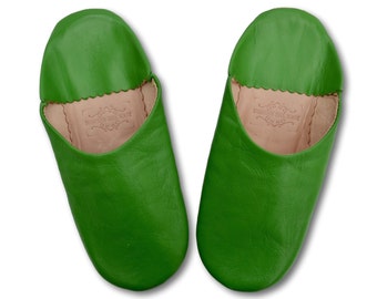 Moroccan Leather Womens Babouche Slippers, Moroccan Slippers, Handmade from Naturally Tanned Leather, Slip ons, Mules, Slides, Emerald Green