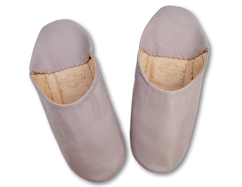Babouche: Moroccan Leather Womens Slippers, Slip ons, Sheepskin Slippers, Mules, Handmade in Lilac image 1