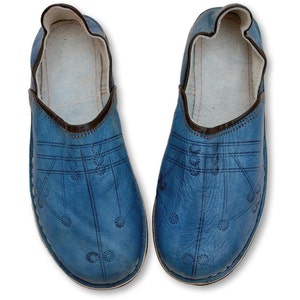Moroccan Blue Babouche Slipper Shoes Handmade with Organic Leather, Men&#39;s and Women&#39;s Mules