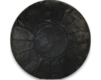 Pouf nero in pelle marocchina, fatto a mano in pelle conciata naturalmente, pouf nero semplice, poggiapiedi in pelle, pouf, ottomano.