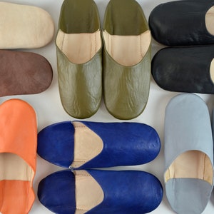 Mens Moroccan Leather Babouche Slippers, Handmade Slippers, Sheepskin Slippers, Mens Leather Slippers, Babouche, Mules, Hand Dyed, Organic.