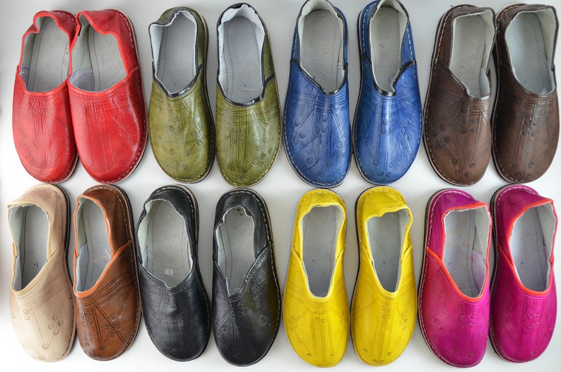 Marokkanische Babouche Schuhe, marokkanische Herren Damen Hausschuhe, handgefertigte Lederschuhe, Pantoletten, Slip on Schuhe, Bio-Schuhe, handgefärbt, 9 Farben. Schwarz